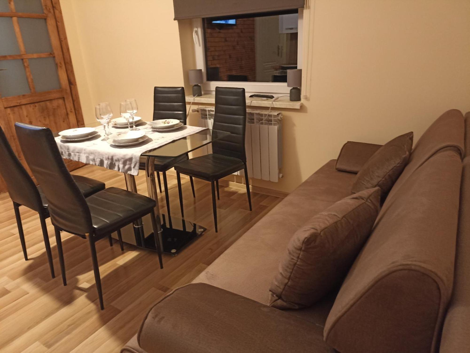 Domki I Apartamenty Nad Jeziorem Solinskim Z Basenem I Widokiem Na Gory Волковыя Экстерьер фото